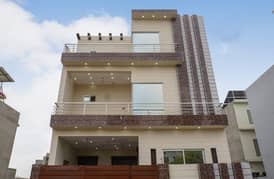 5 Marla Brand New Luxury House For Sale in Tulip Ext Block park View City Lahore 0