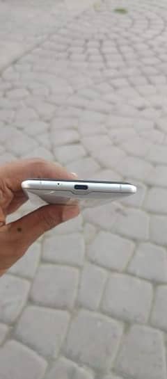 Sony Xperia XZ3 10 by 9 condition