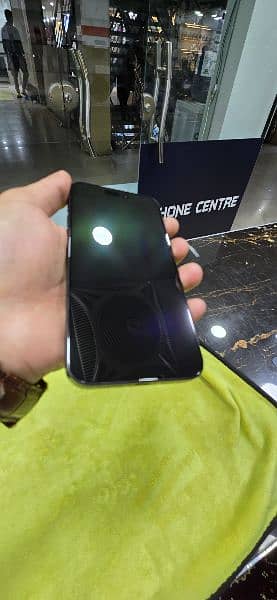 iphone 15pro Max Black Titanium. 5