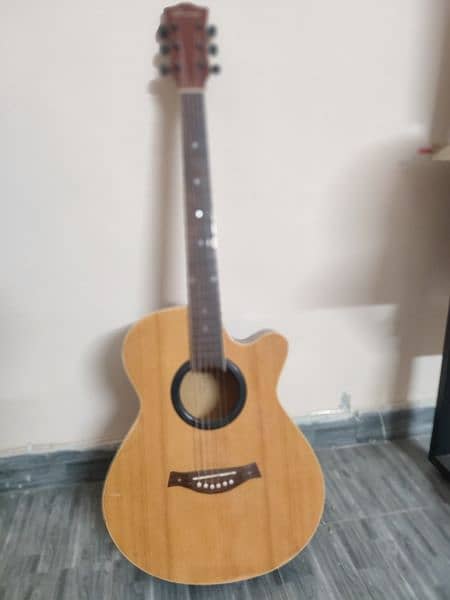 Jumbo Guitar for sale with cappo 9