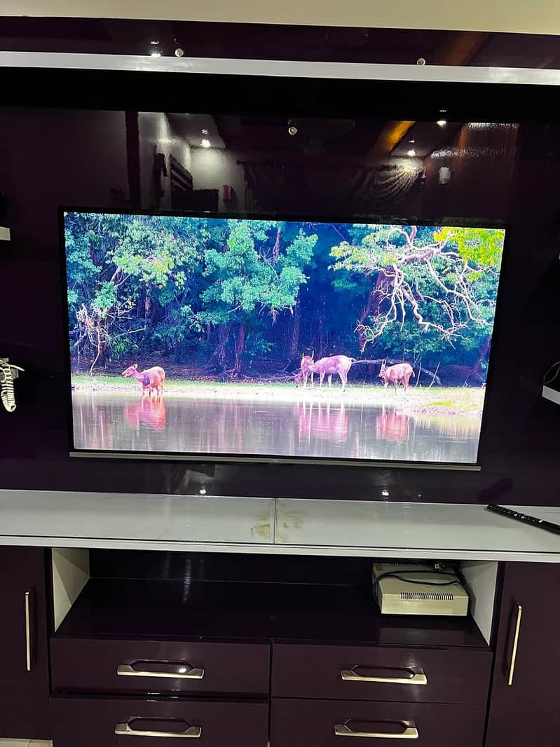 Selling TCL P8 56 inch LED 4