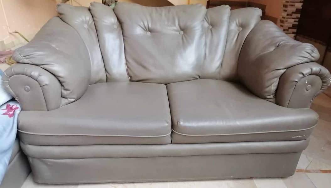 Sofa for sale in good condition Contact on  +923333680980 0