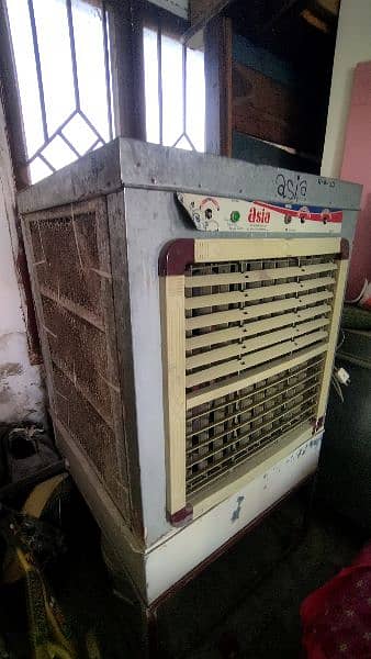 Air Cooler with moveable Stand and Holder. All Okay Condition. 1
