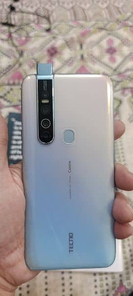 Tecno Camon 15 Pro 6+128 GB,  10/10 with box, charger 25000 2