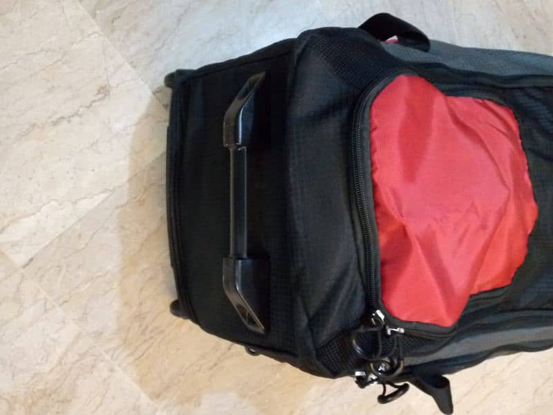 Swiss Gear luggage bag 6