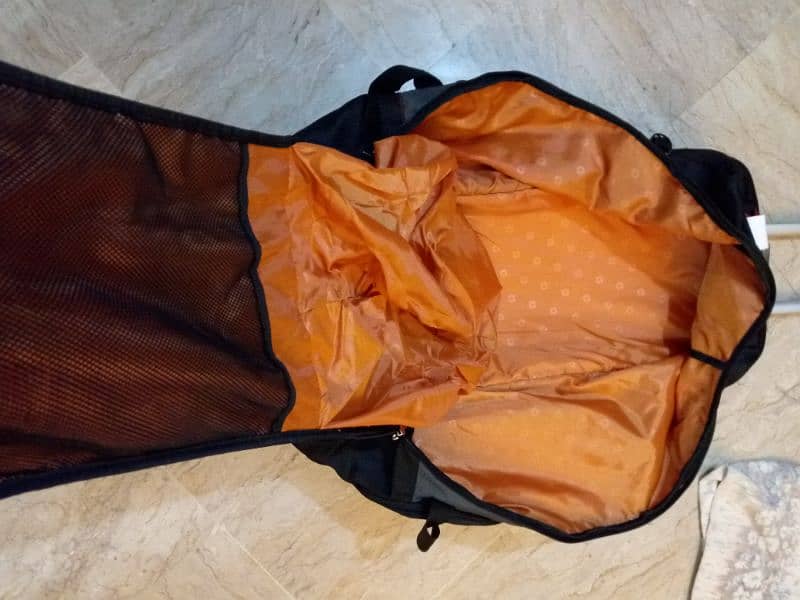 Swiss Gear luggage bag 9
