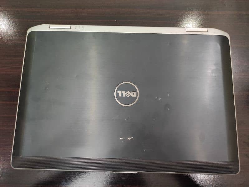 Laptop For sell 8 Ram 320Gb Hard 7