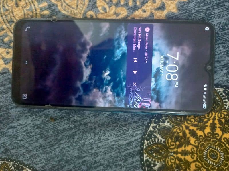 Infinix hot 8 with original box and charger 4gb ram 64 rom in sialkot 6