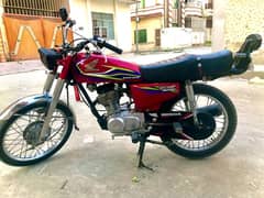 HONDA 125,2017 MODEL ,complete document ,BIOMETRIC AVAILABLE ,RED COL