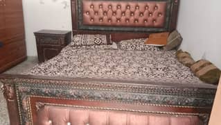 miror set and bed for sale