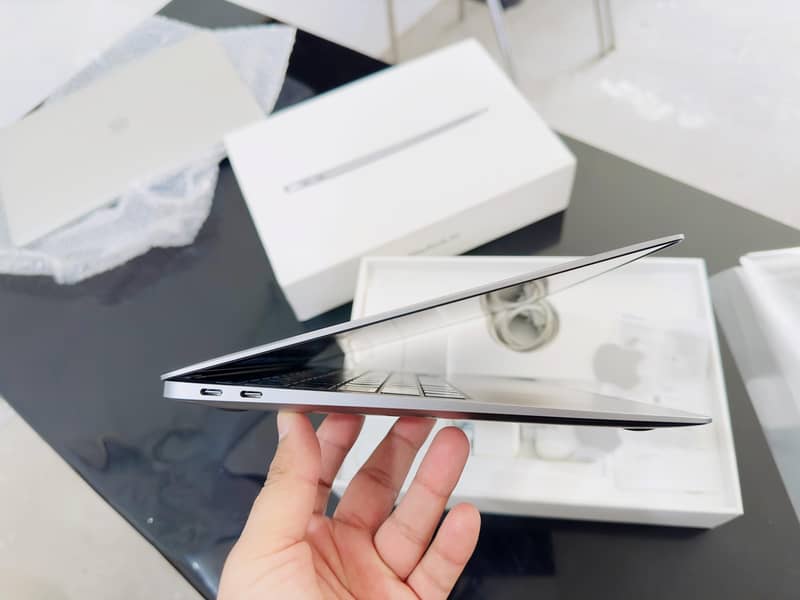 Apple MacBook Air 2020 Cto Model 16gb/512gb (Retina Display) 5