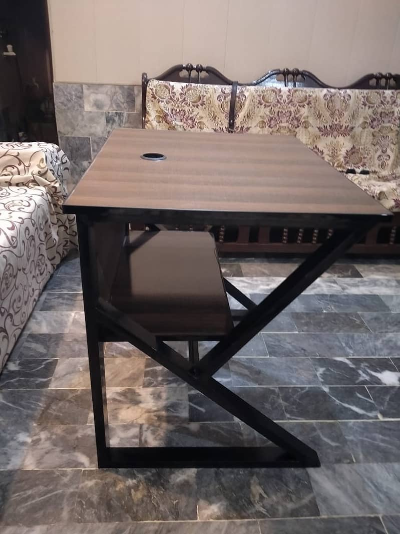 Laptop , Computer, Study Table and Chair for Sale 3