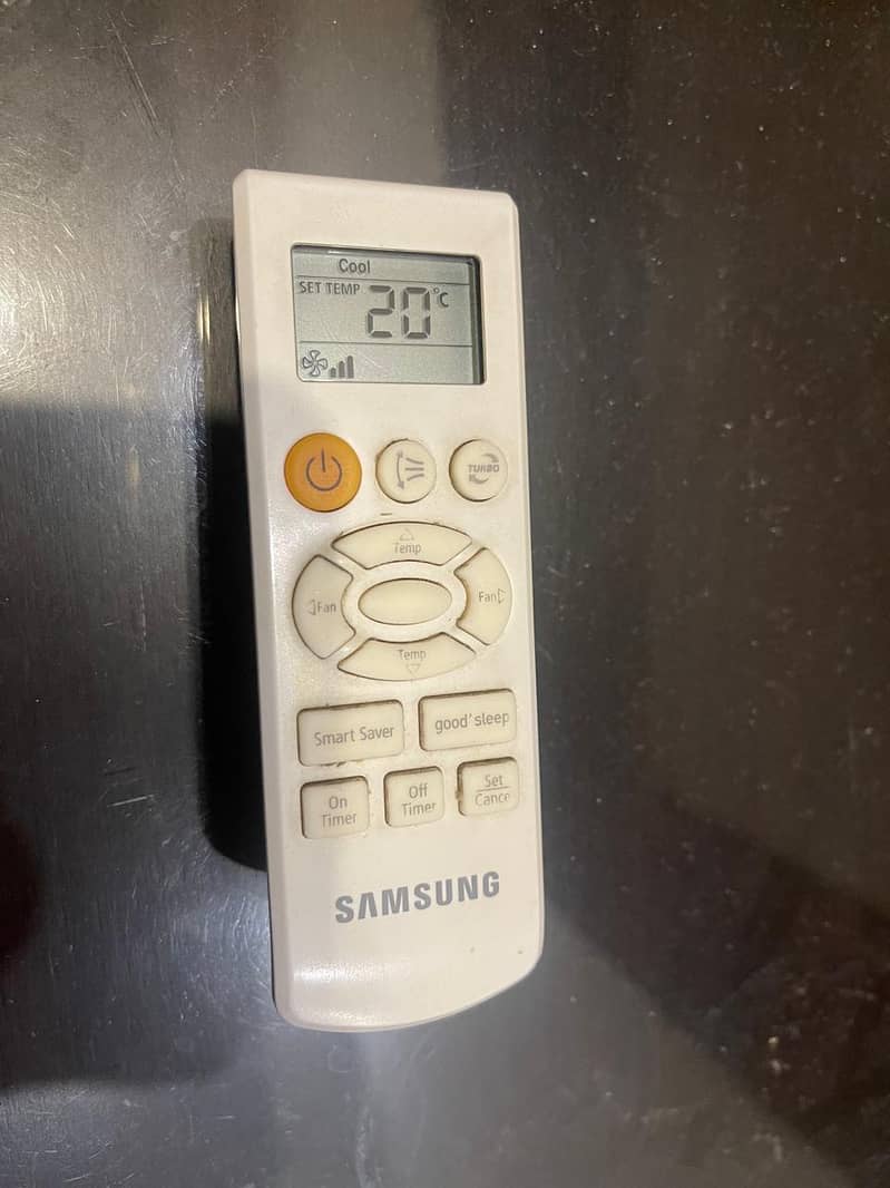 Samsung 1.5 Ton Air Conditioner. 2
