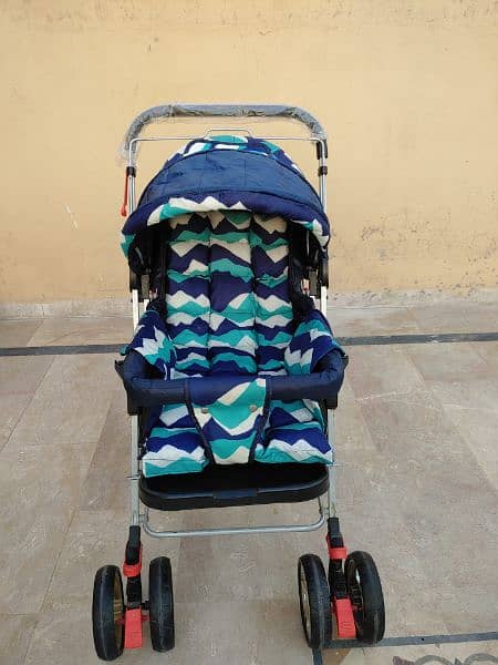 Imported Baby Pram/In Best Price/Baby Stroller in Neat  Clean Conditon 2