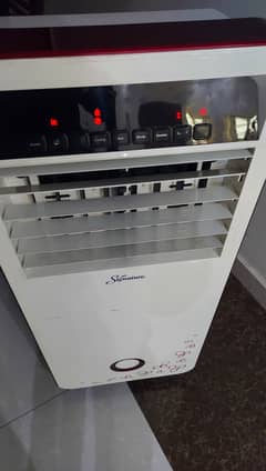 Signature evaporator air cooler SLC-TL1H working good condition box