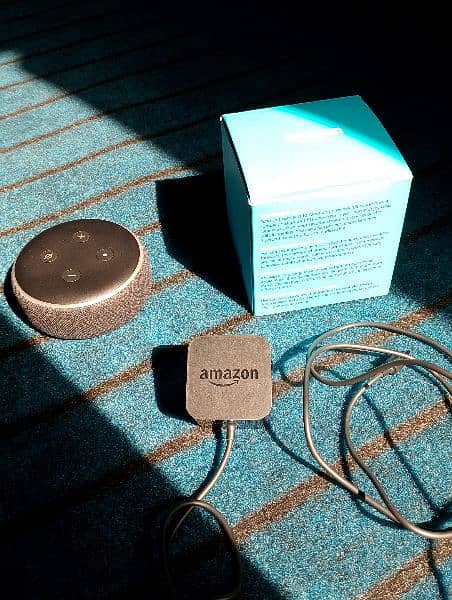 Amazon Alexa with Built In Alexa Voice Command Brand new 6