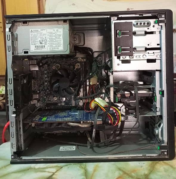 Low budget heavy Gaming Pc Xeon Z230 work station with Asus led 1