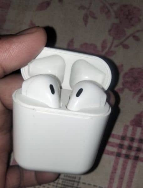 Air pods i12 wireless Bluetooth portable earbud 2
