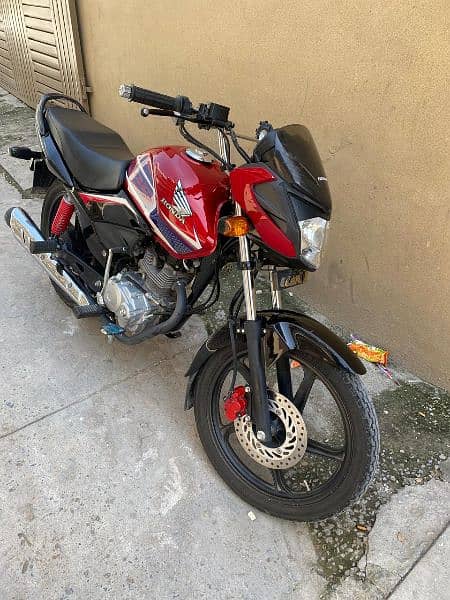 Honda CB 125 F for sale with good condition 03015994441 0