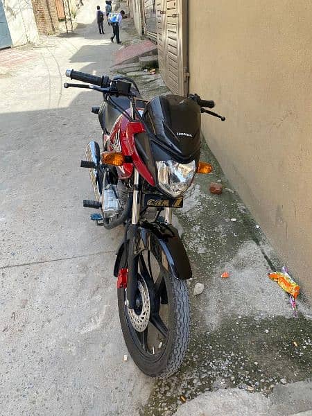 Honda CB 125 F for sale with good condition 03015994441 5