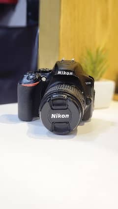 Nikon D3500 with 18-55mm 0