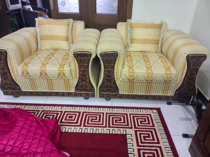 7 seater drawing room sofa 1
