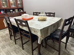 8 seater Dinning table