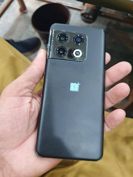 One plus 10 pro for sale non pta ,used 2