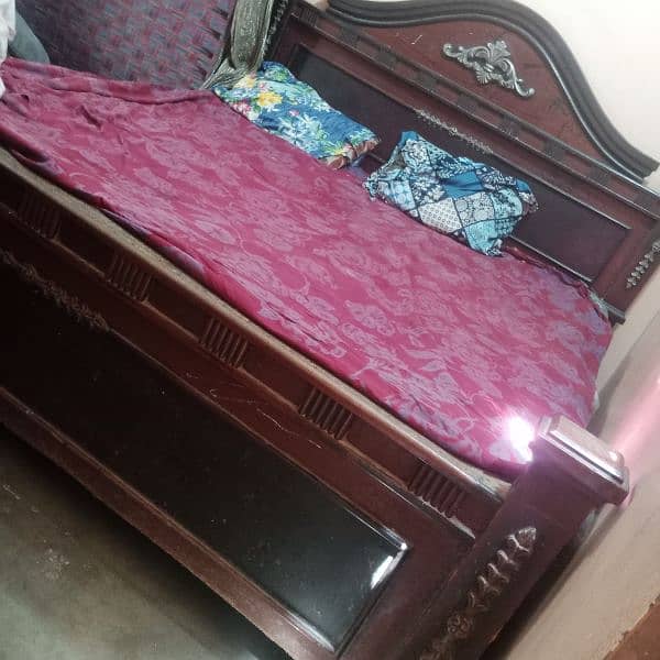 king size bed with spring mattress and almari 1