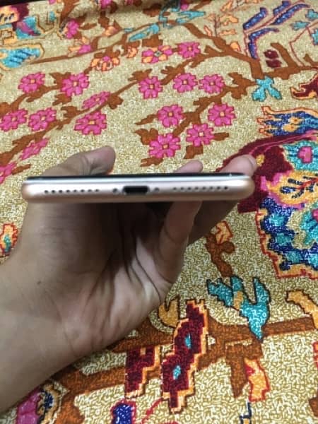 Iphone 8+ rose gold non pta 64 Gb 2