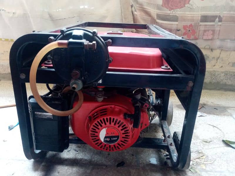 Generator brand Fuji in excellent condition for sale urgently 1
