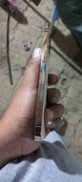 Iphone 12 pro max 256 GB PTA Approved 4