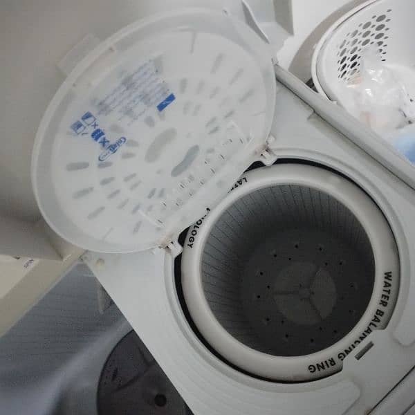Washing Machine Mint Condition 2