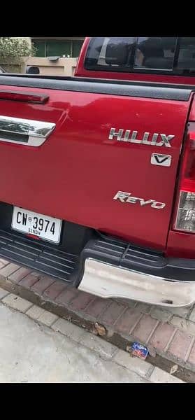 Toyota Revo bumper to bumper genuine 2017 ragistered 2