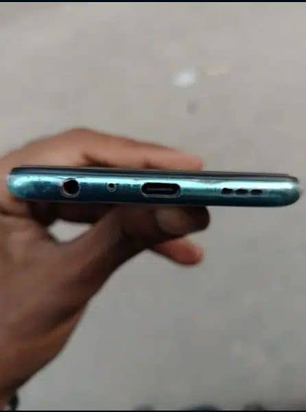oppo f19 pro 10 by 10 condition with box 0