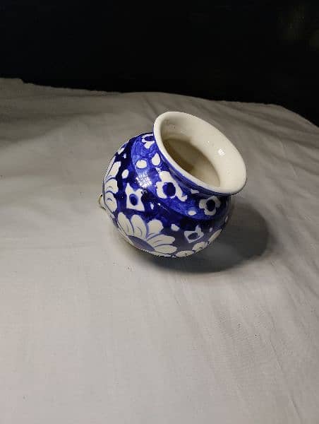 blue pottery crockery 8