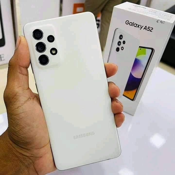 Samsung a52 8/128 contact my WhatsApp number 0312/9838/412 1