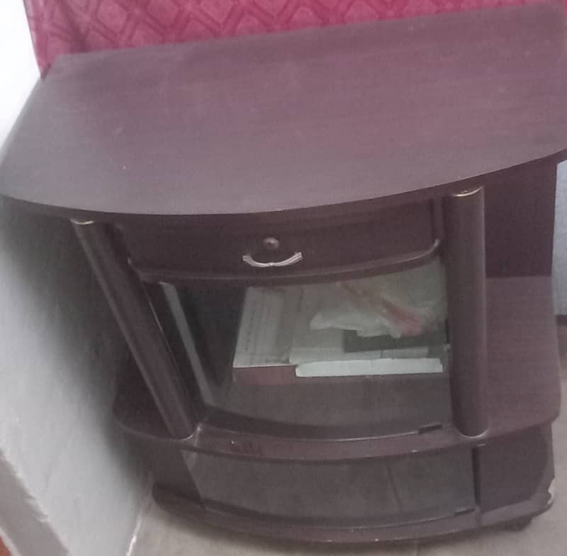 Punjab's best wood Tv trolley (good condition) 9.5/10 3