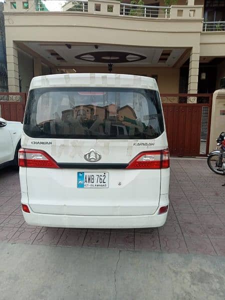 Changan karavaan 7 seater available for booking or rental services 3