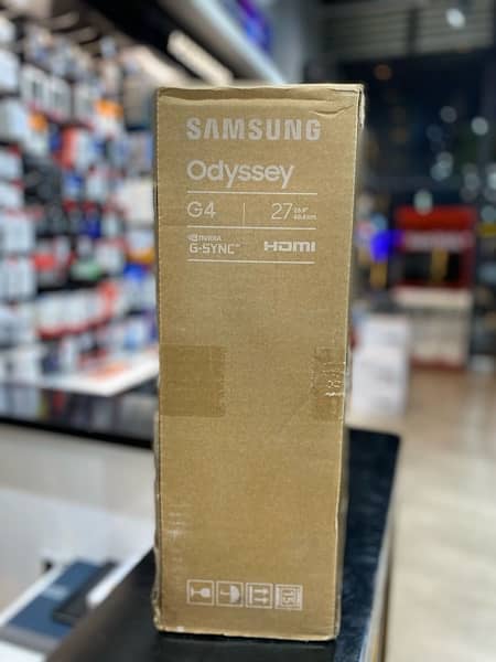 Samsung Odyssey G4 27” Monitor 1