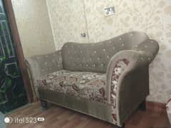 7 seater sofa set . . 2 long chairs. . . in v good condition