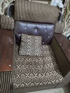 5 seater used/ repair able sofa set for sale