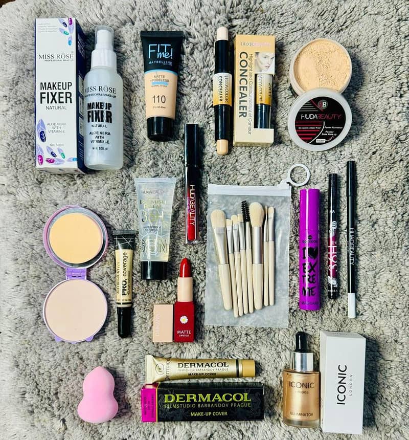 makeup kit | makeup | 16 Items Makeup Deal 0