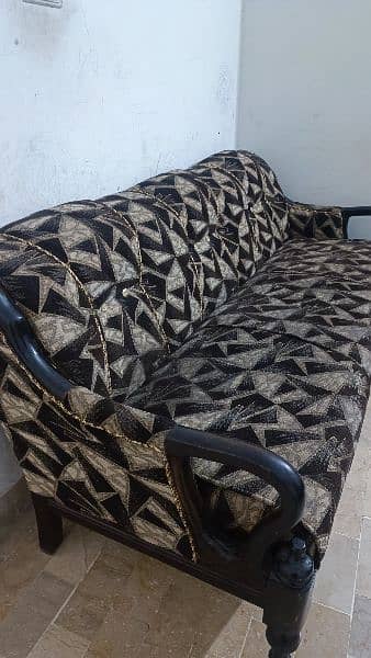 seven seater sofa set pure sheesham wood , no damage, 0