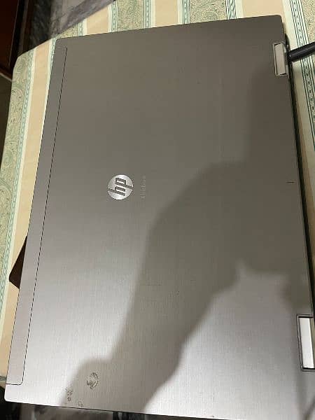 HP elitebook 3