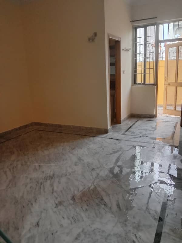 House available for rent in pwd 10