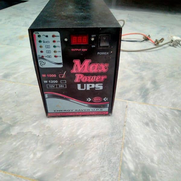 I am selling in ups with 240wat battery full one family setup 0