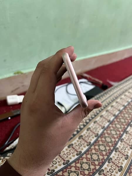 iphone 7 32gb PTA Approved 10/10 , 100% BH 6