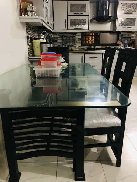 Dinning Table for sale 6 seater 0