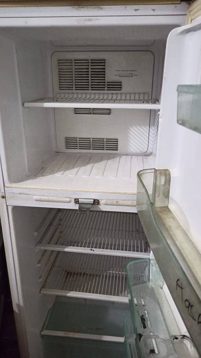 West point refrigerator(fridge) 2